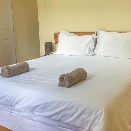 Wits End Mountain Resort Champagne Valley Екстериор снимка
