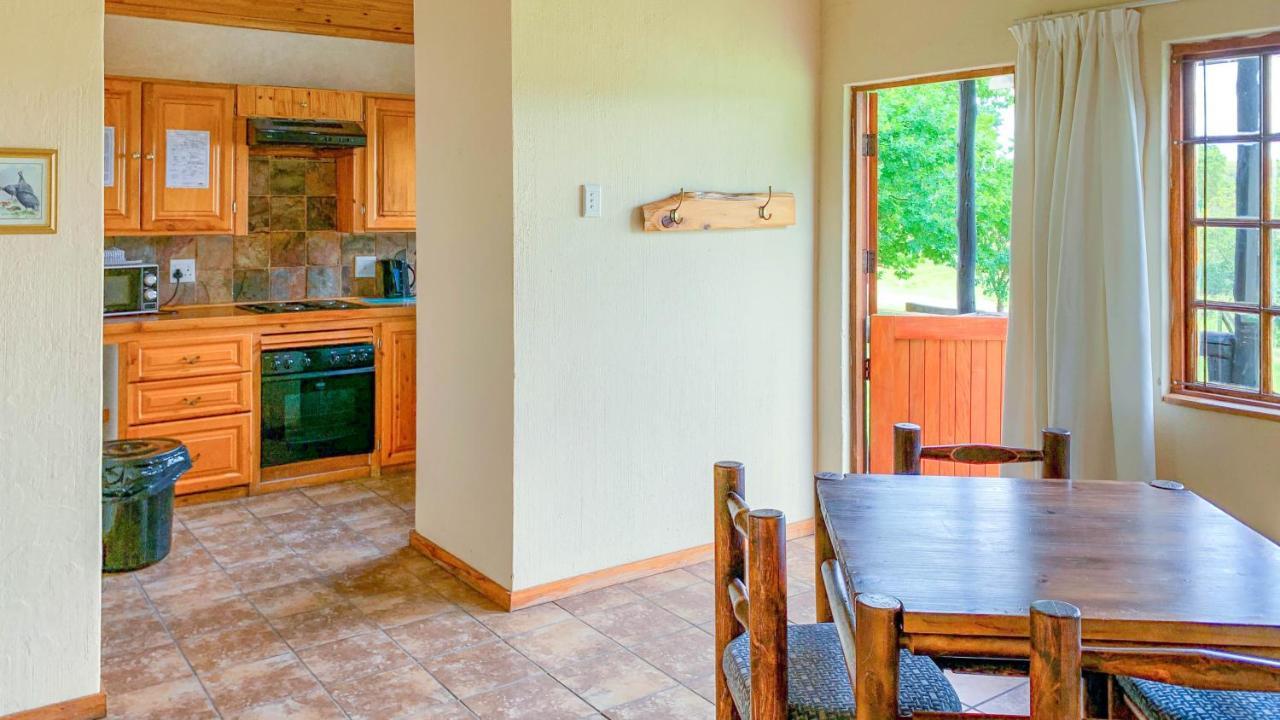 Wits End Mountain Resort Champagne Valley Екстериор снимка