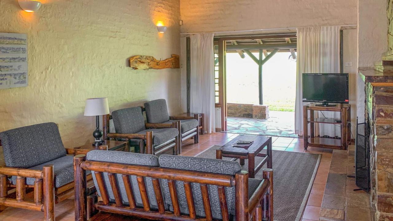 Wits End Mountain Resort Champagne Valley Екстериор снимка